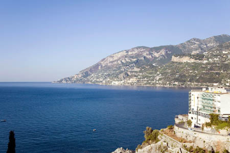 Amalfi-kysten set fra bussen undervejs mod Napoli