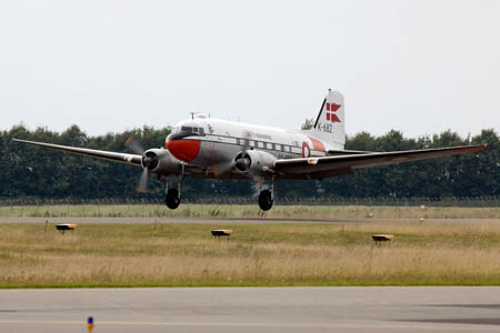 Den danske DC-3, DC-3 Vennerne, OY-BPB