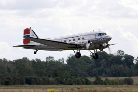 Den norske DC-3, Dakota Norway, LN-WND