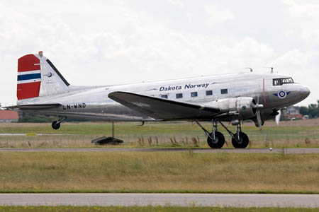 Den norske DC-3, Dakota Norway, LN-WND