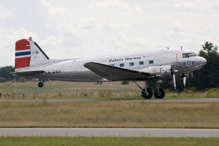 Den norske DC-3, Dakota Norway, LN-WND