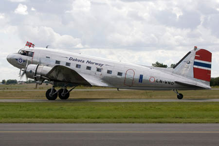 Den norske DC-3, Dakota Norway, LN-WND