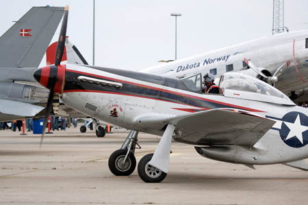 North American P-51D Mustang, NL405HC