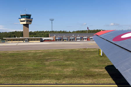 Klar til afgang fra R&oslash;nne Lufthavn