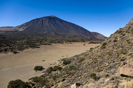 Las Ca&ntilde;adas - Teide - p&aring; vej op til Cruz de Fregel